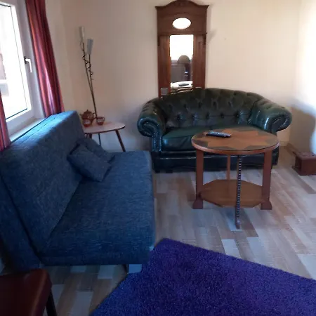Apartment Het *